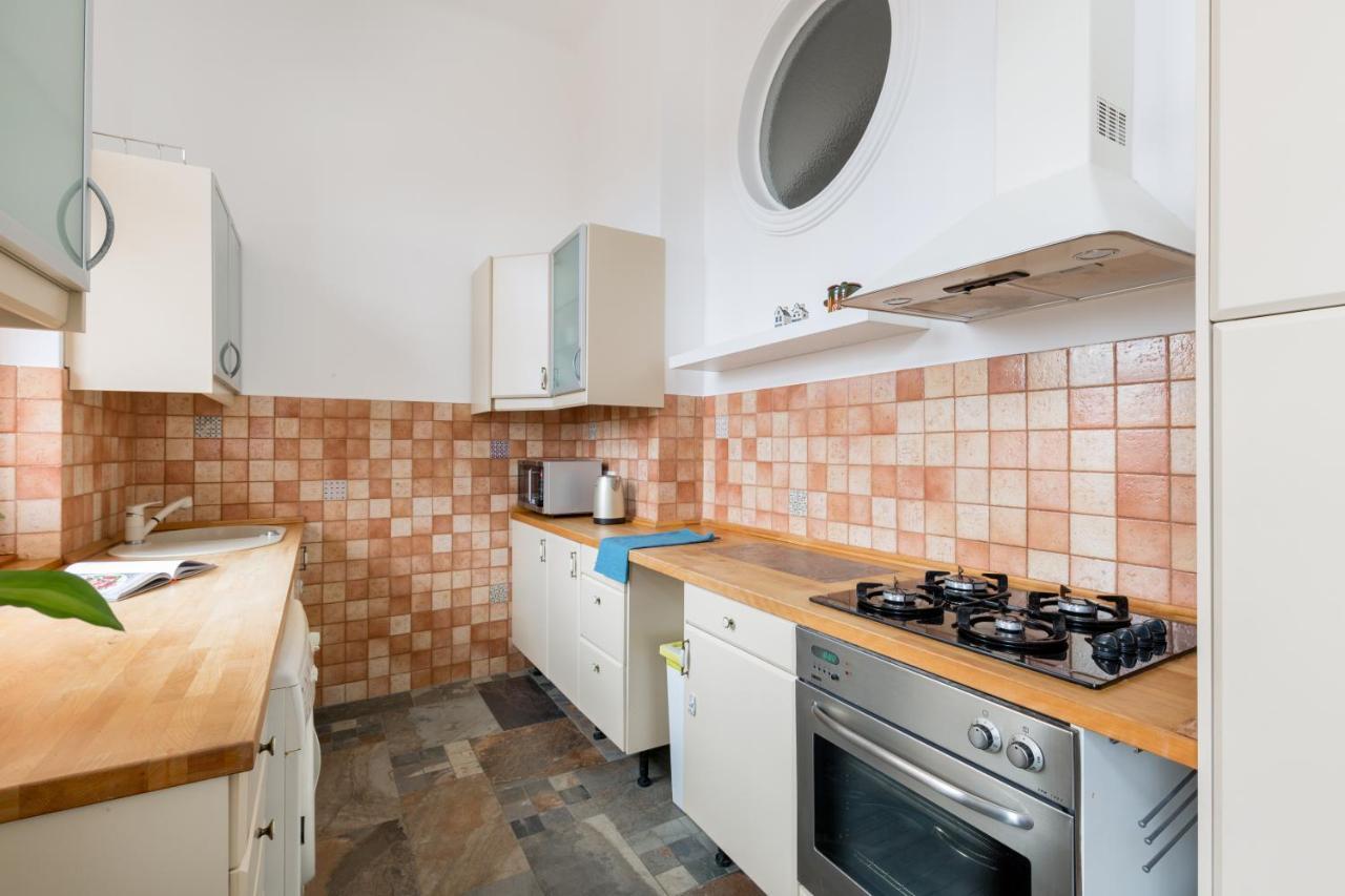 בודפשט Supercentral Spacious Apartment מראה חיצוני תמונה