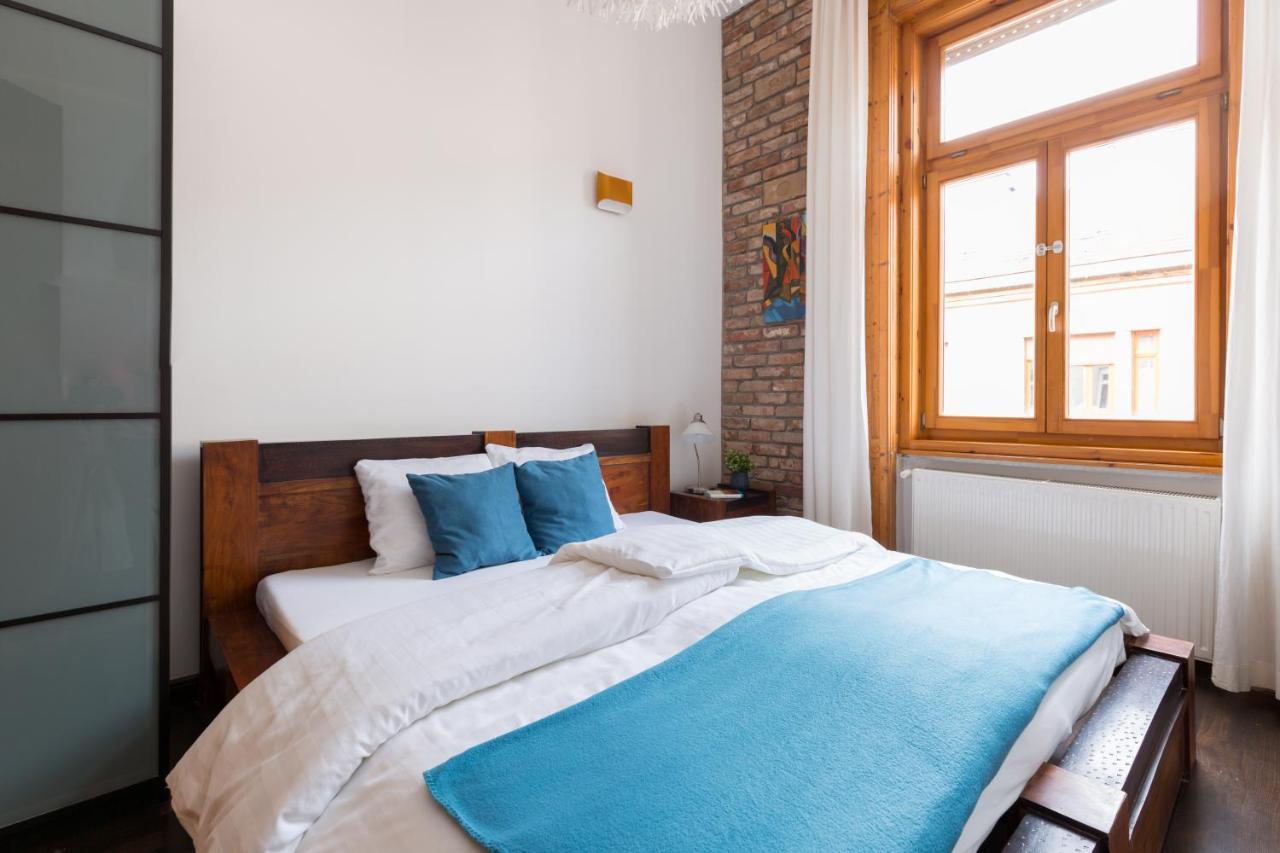 בודפשט Supercentral Spacious Apartment מראה חיצוני תמונה